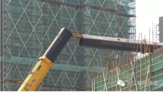 五一假期，杭州一工地的起重機(jī)吊機(jī)倒塌，造成1人重傷，3人輕傷