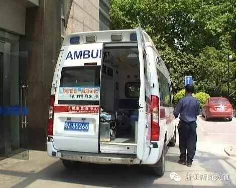 五一假期，杭州一工地的起重機(jī)吊機(jī)倒塌，造成1人重傷，3人輕傷